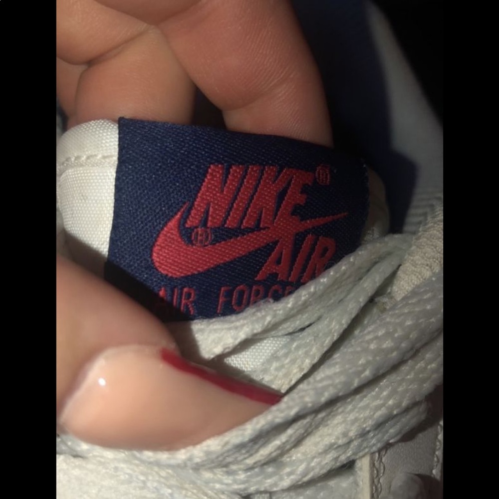 Air forces - Picture 2 of 4